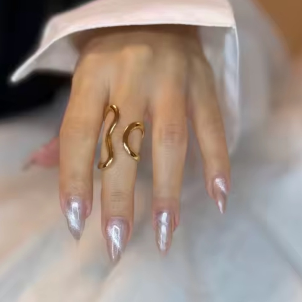 Avangarde Gold Irregular Ring - image 5